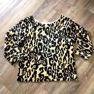 Leopard print top